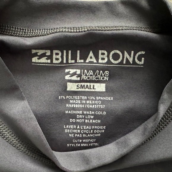 Two Billabong Rashguards - Picture 3 of 7